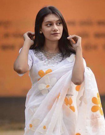 হ্যান্ড প্রিন্ট কাপল এক্সক্লুসিভ কালেকশন।